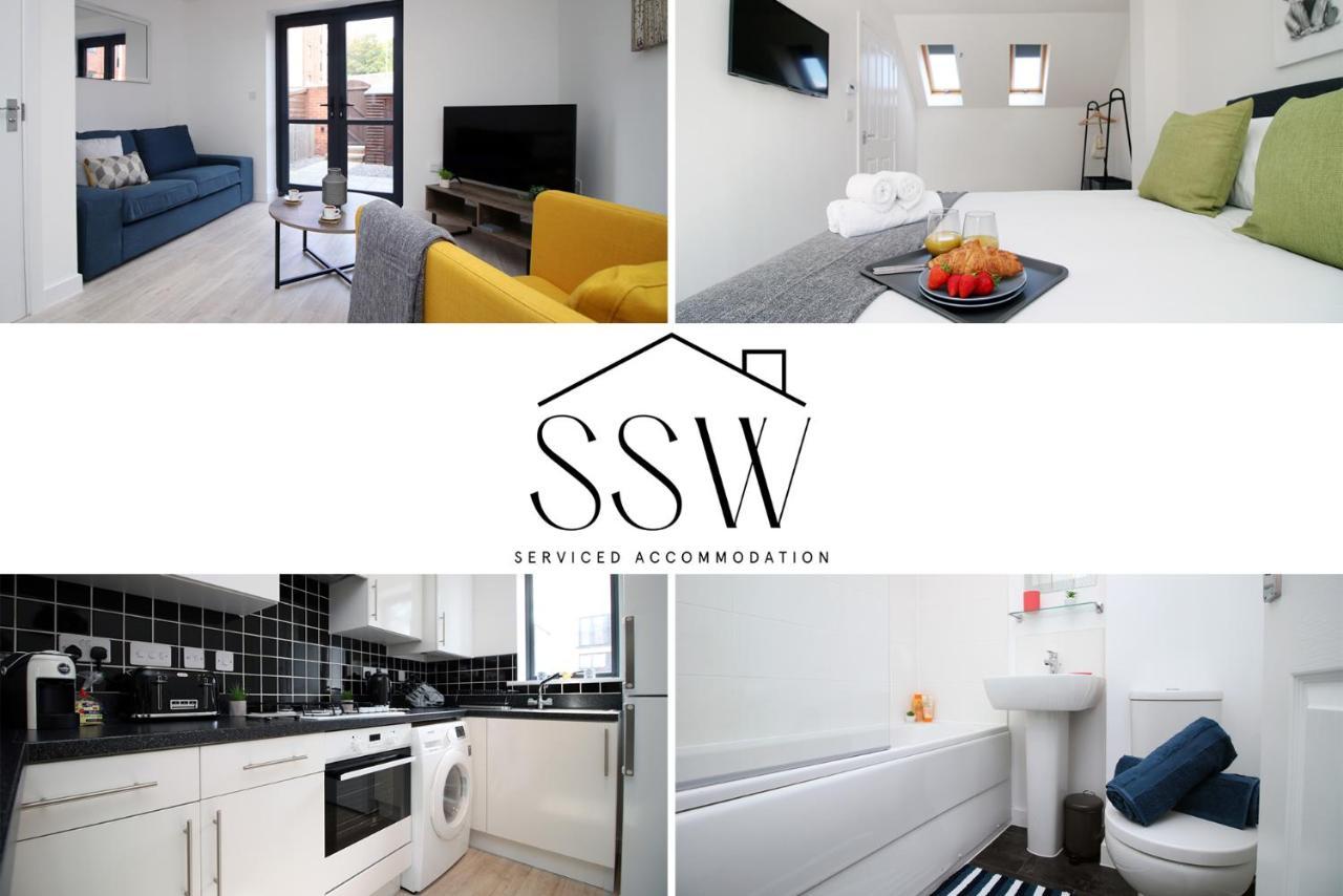 Apartment No 1 Marina Walk By Ssw 3br, Free Parking, Sleeps 5 Close To Marina, Centre, And M4